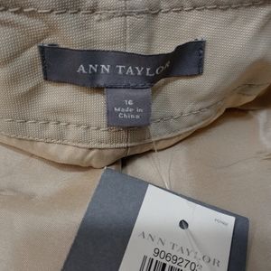 Ann Taylor women' trouser size 16 color beige. Straight leg new with tags